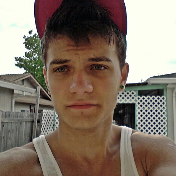 Poshmark profile picture for @vlad